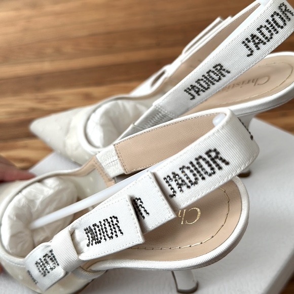 DIOR Snow White Slingbacks - Picture 4 of 9